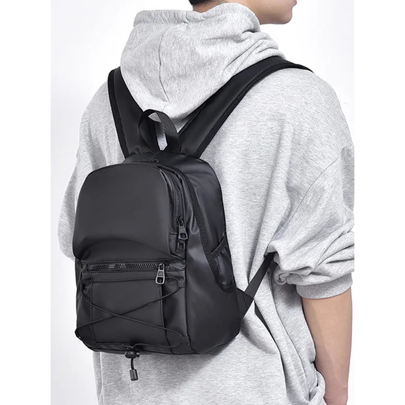 アウトドア メンズ バックパック 軽量 防水 トラベルバッグ - Hiking Backpack Waterproof のレビューと価格