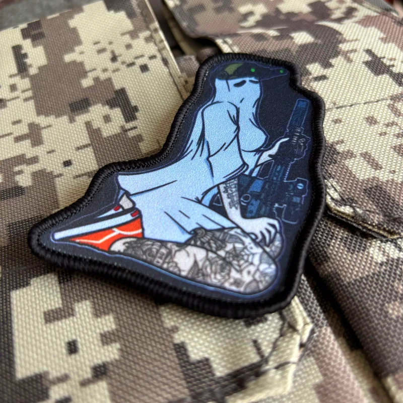 美しい女戦士戦術パッチ腕章士気バッジ印刷ゴーストガールパッチ - Urban Backpack Tactical のレビューと価格