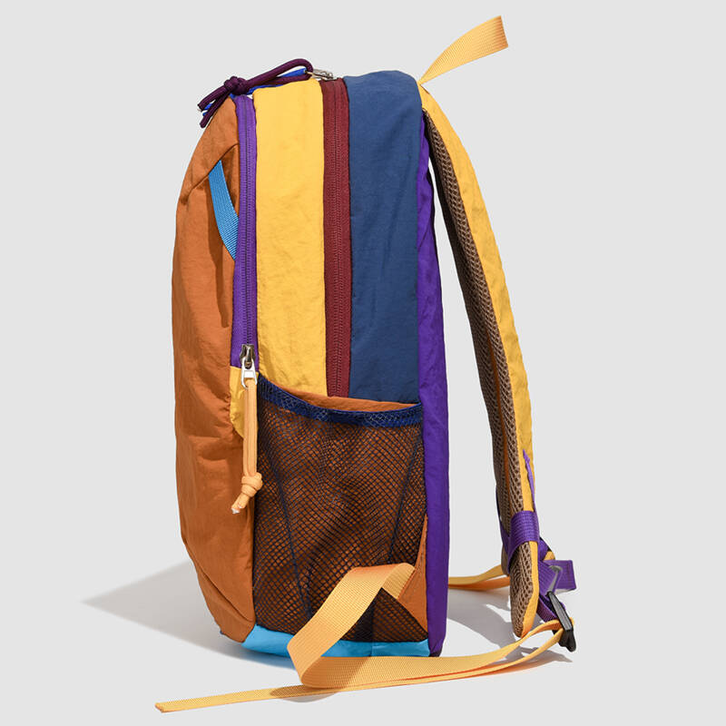 新しい小型ハイキングバックパック軽量デイパックアウトドアドー - Hiking Backpack Waterproof のレビューと価格
